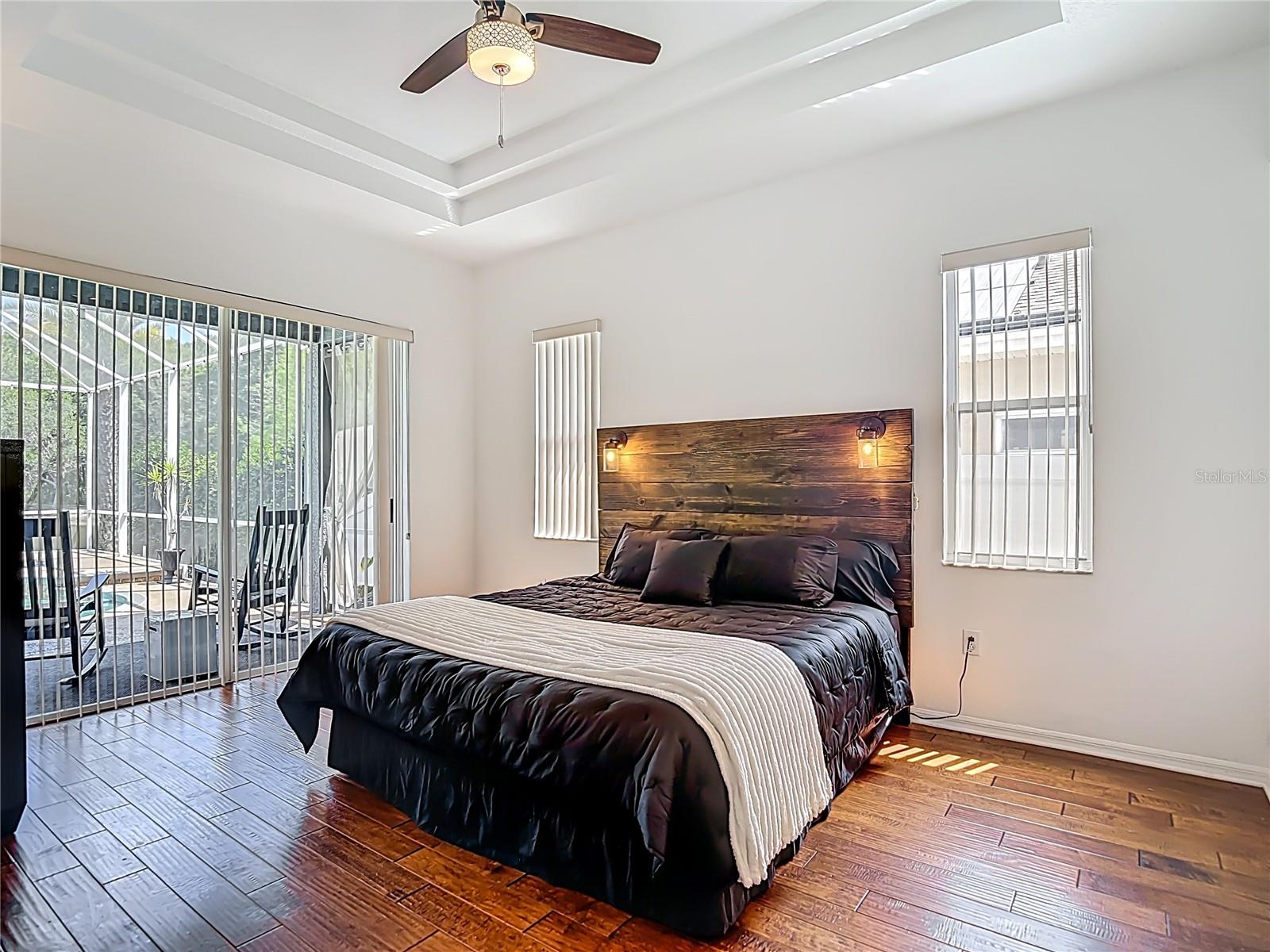 WEST HAMPTON - Residential