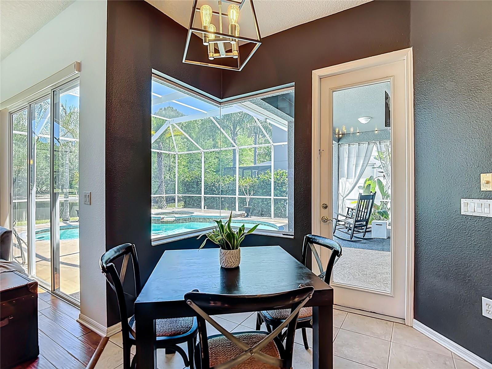 WEST HAMPTON - Residential