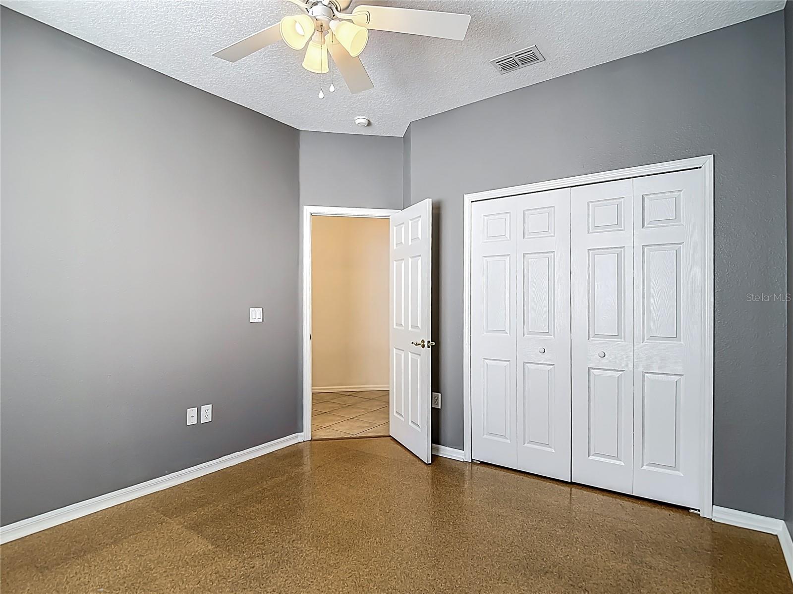 WEST HAMPTON - Residential