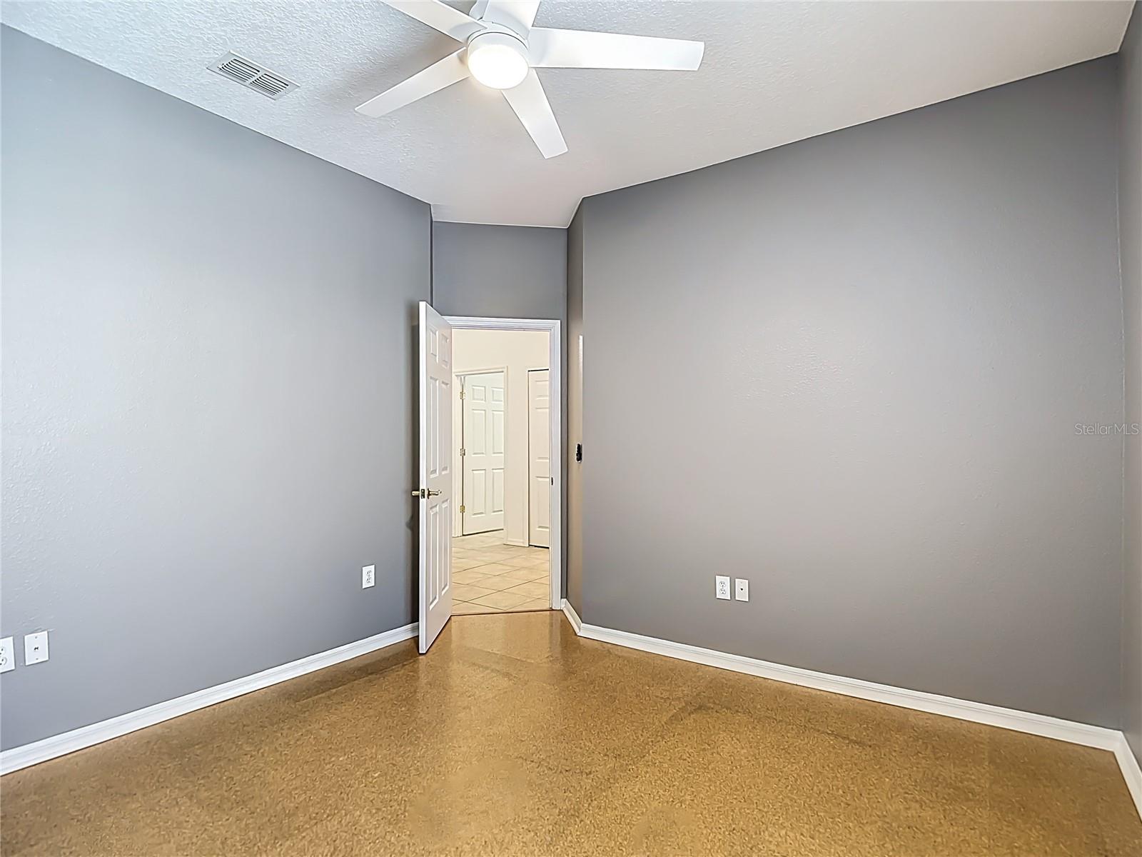 WEST HAMPTON - Residential