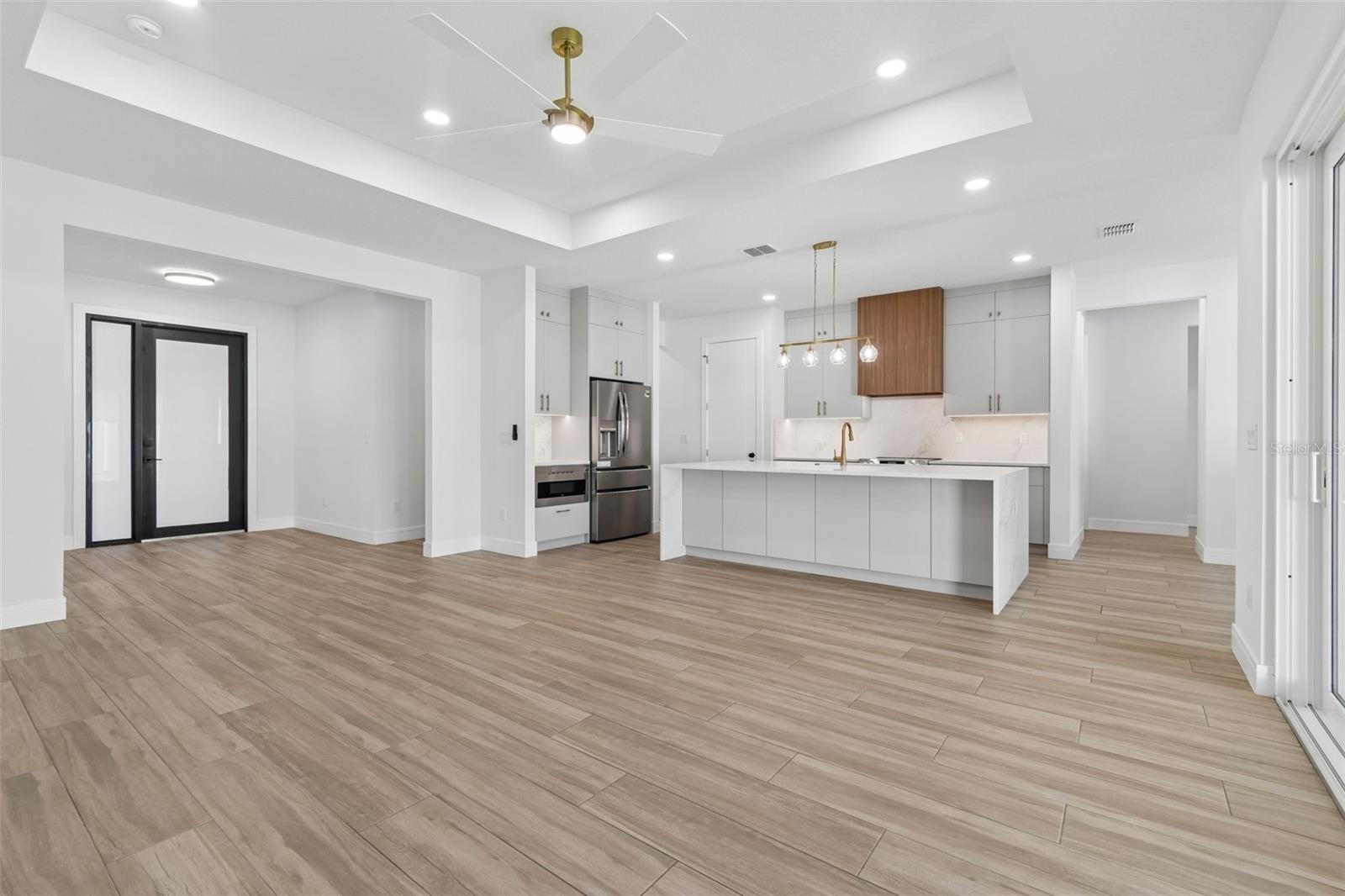 WELLSWOOD ESTATES UNIT 2 - Residential