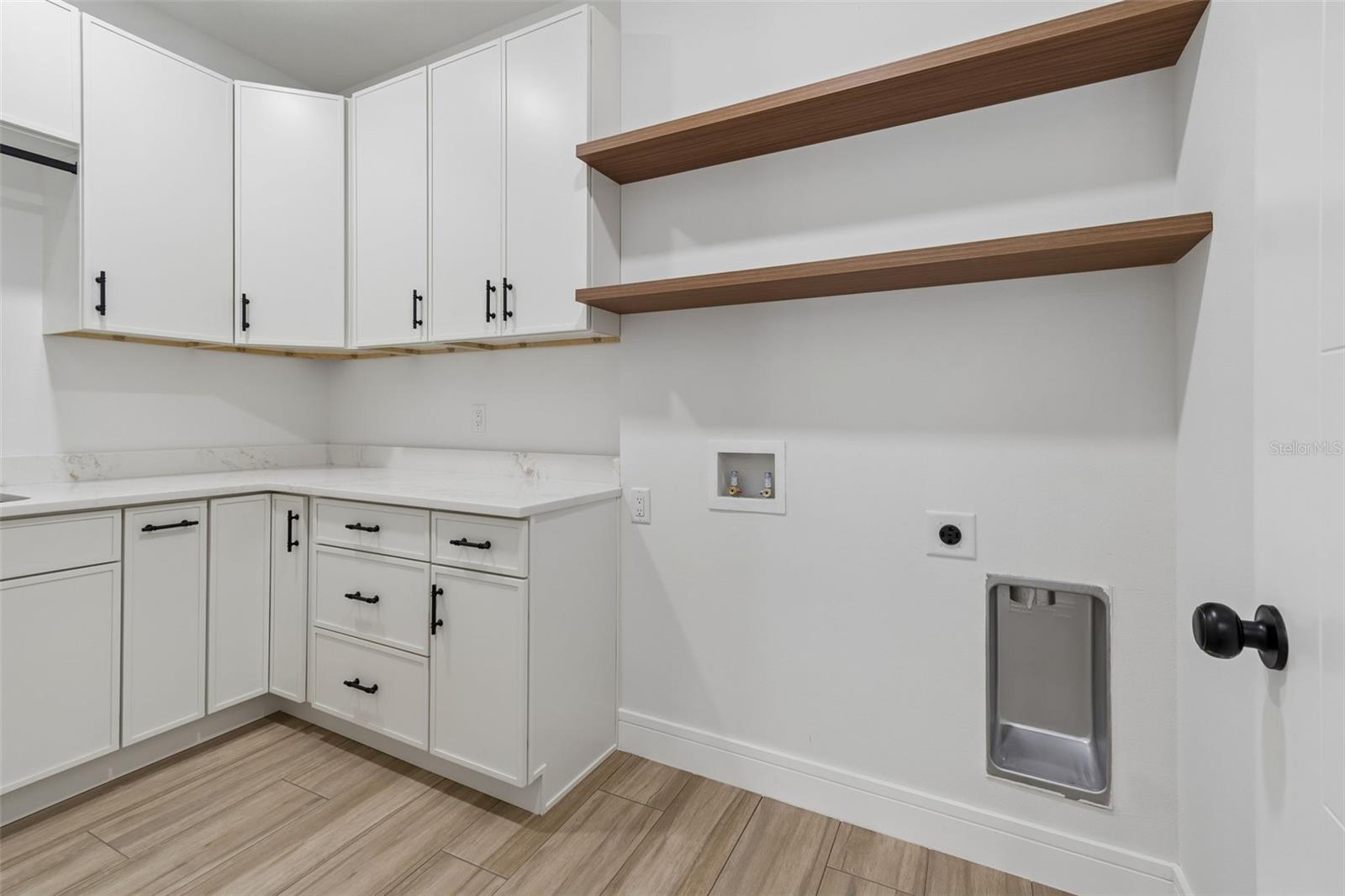 WELLSWOOD ESTATES UNIT 2 - Residential