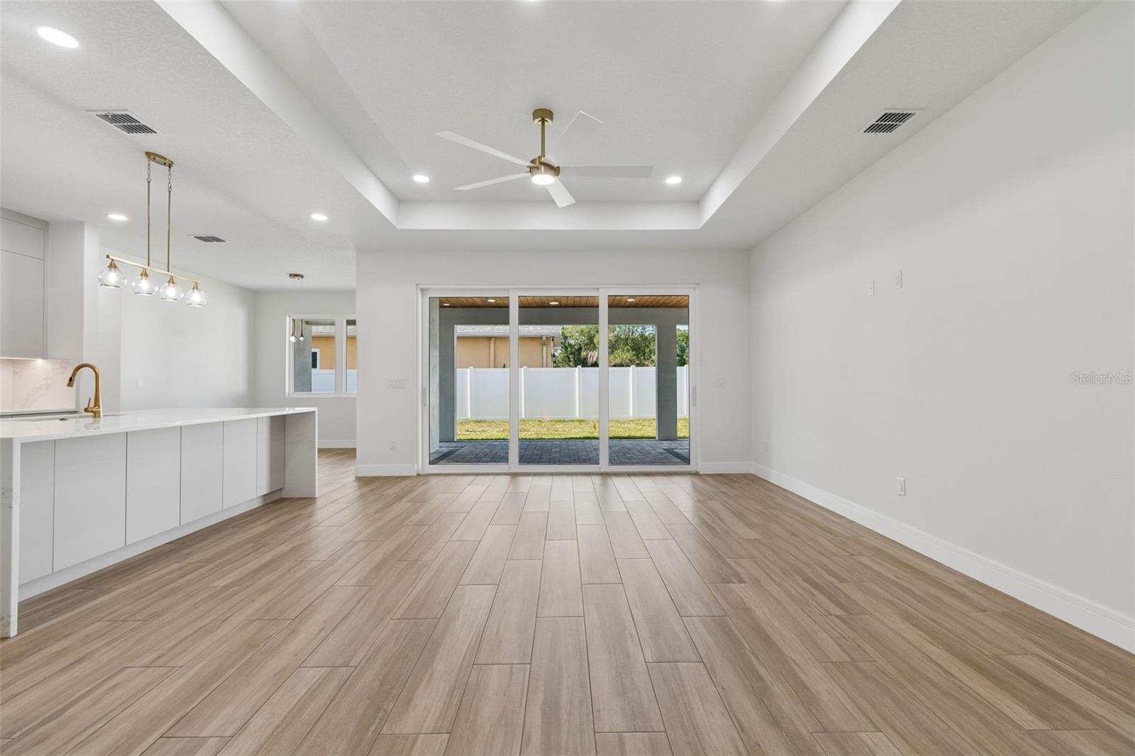 WELLSWOOD ESTATES UNIT 2 - Residential