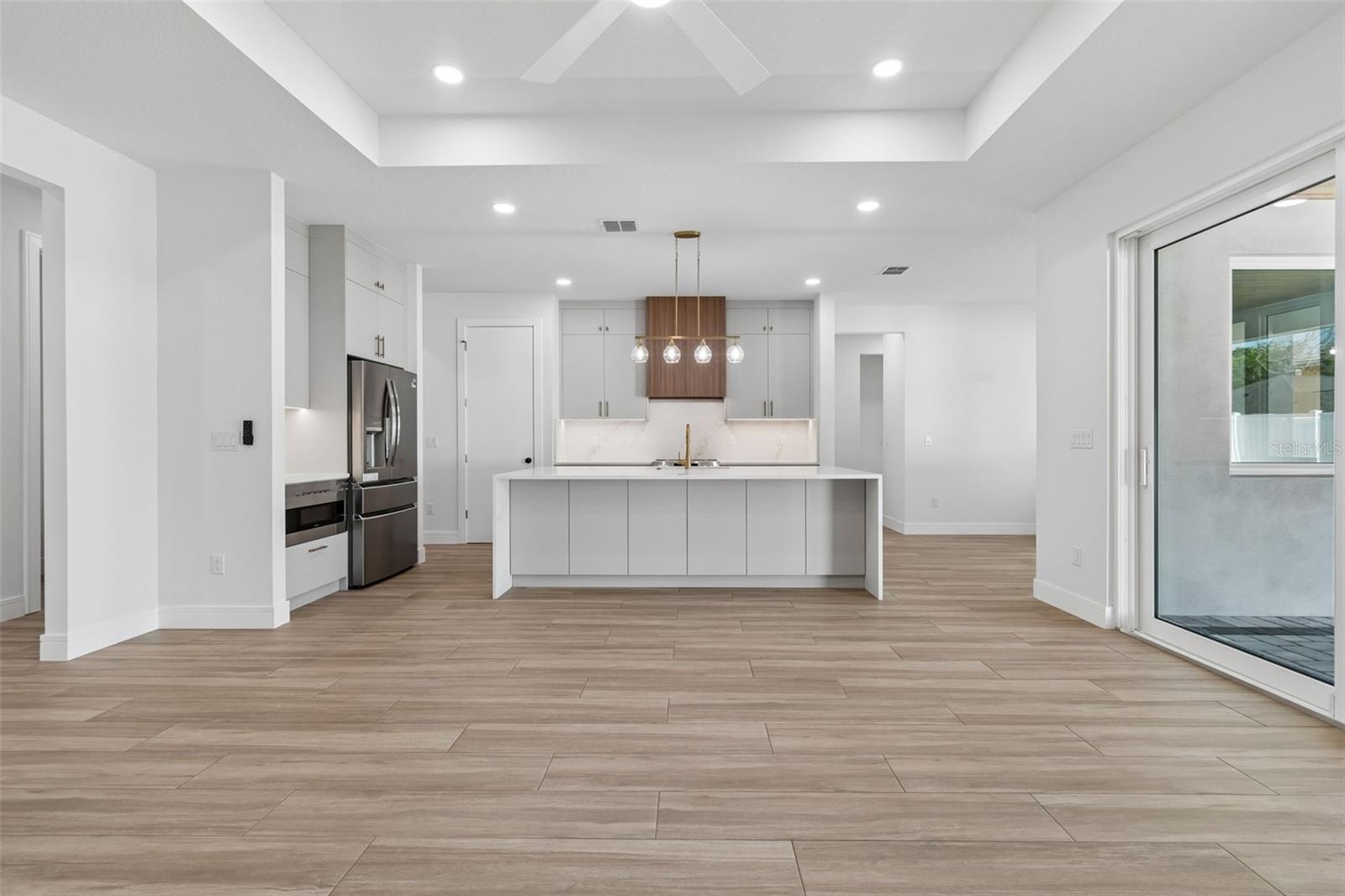 WELLSWOOD ESTATES UNIT 2 - Residential