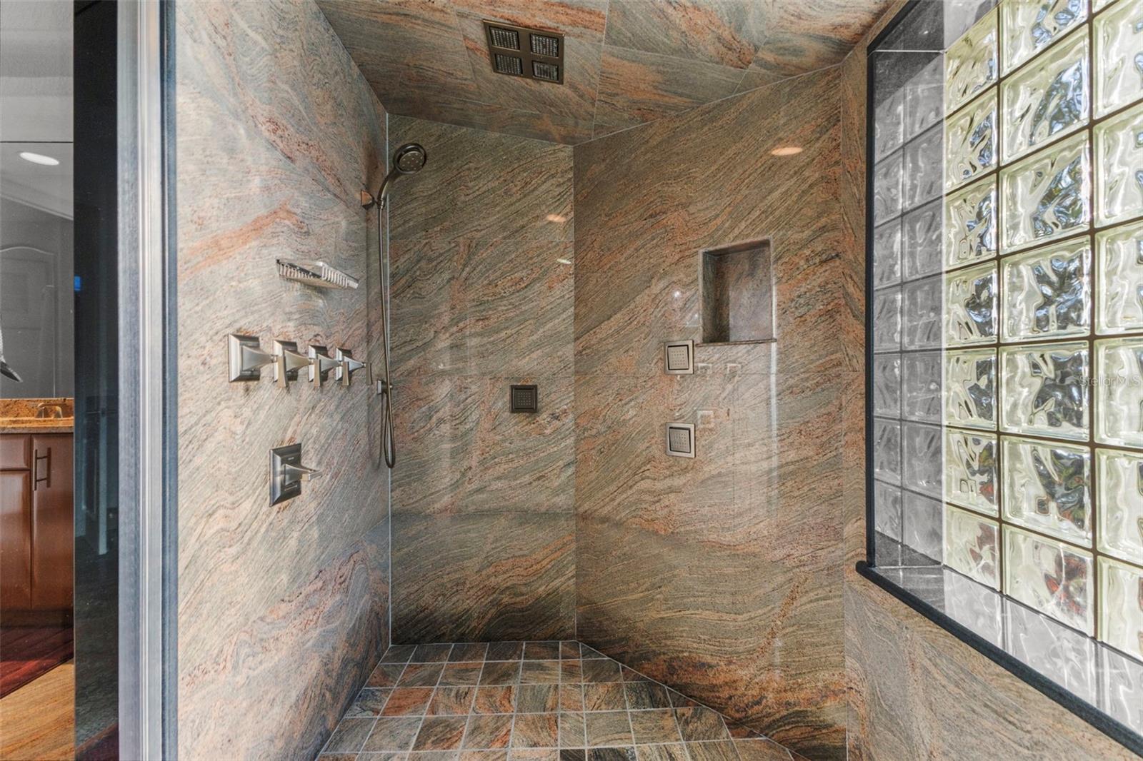 OAKS 2 PH 4-C PT 3 - Residential