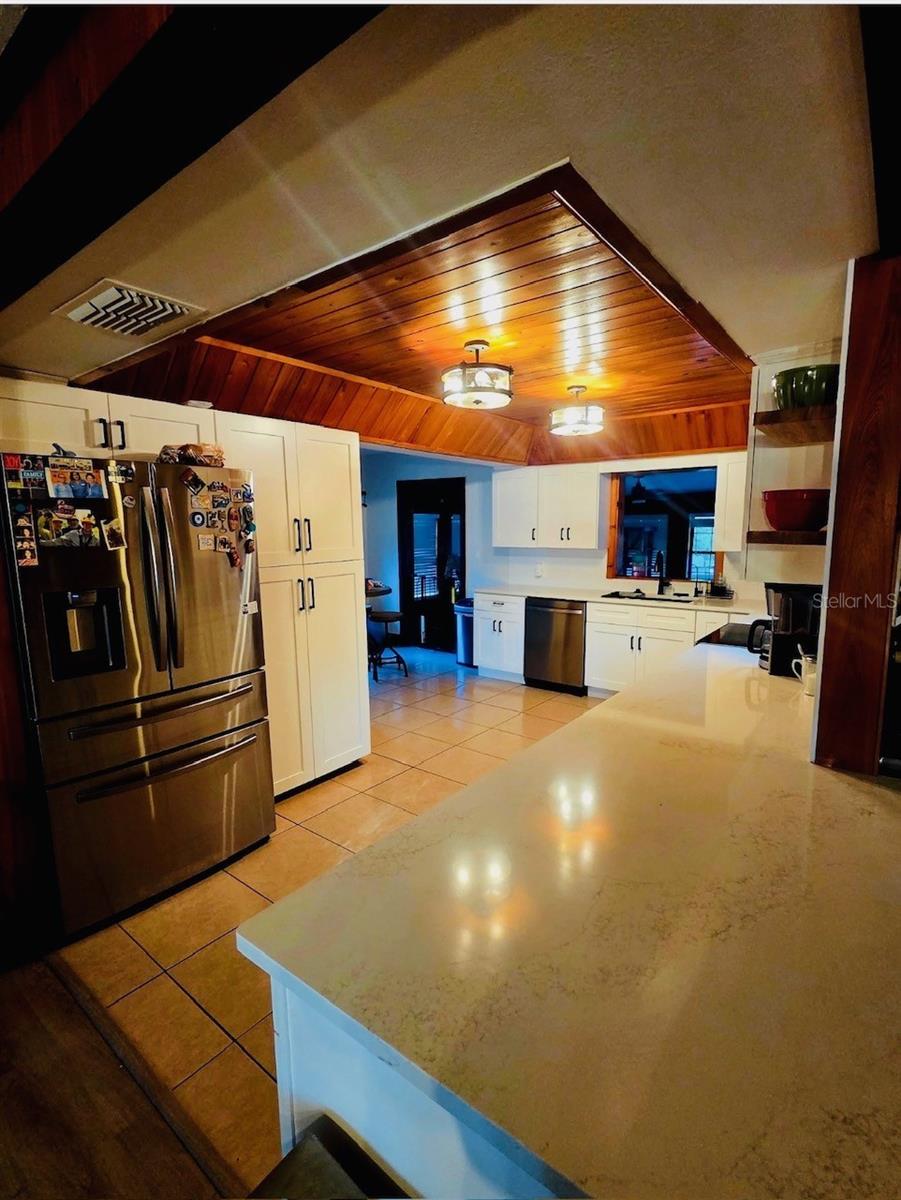 HICKORY HOLLOW UNREC - Residential