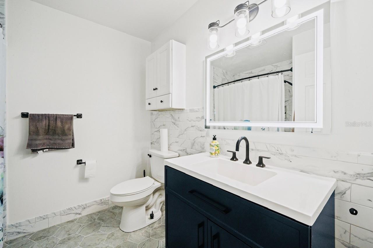 HICKORY HOLLOW UNREC - Residential