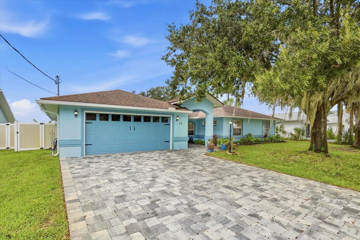 15 CORAL REEF COURT N
