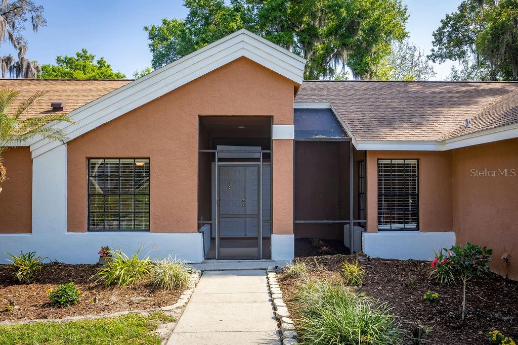 LAKE ROSE POINTE - Residential