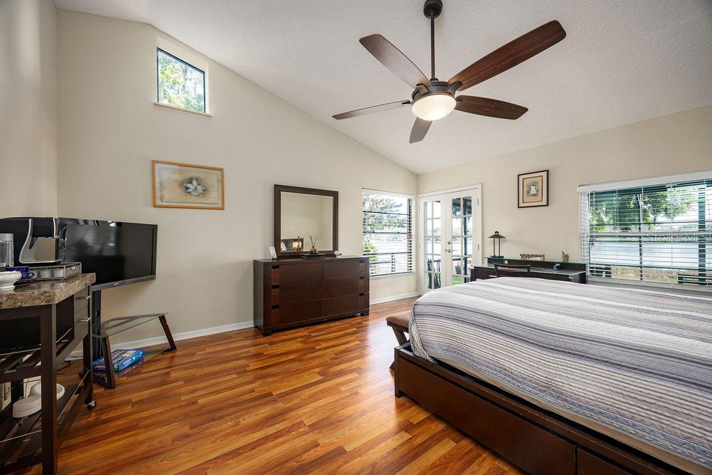 LAKE ROSE POINTE - Residential