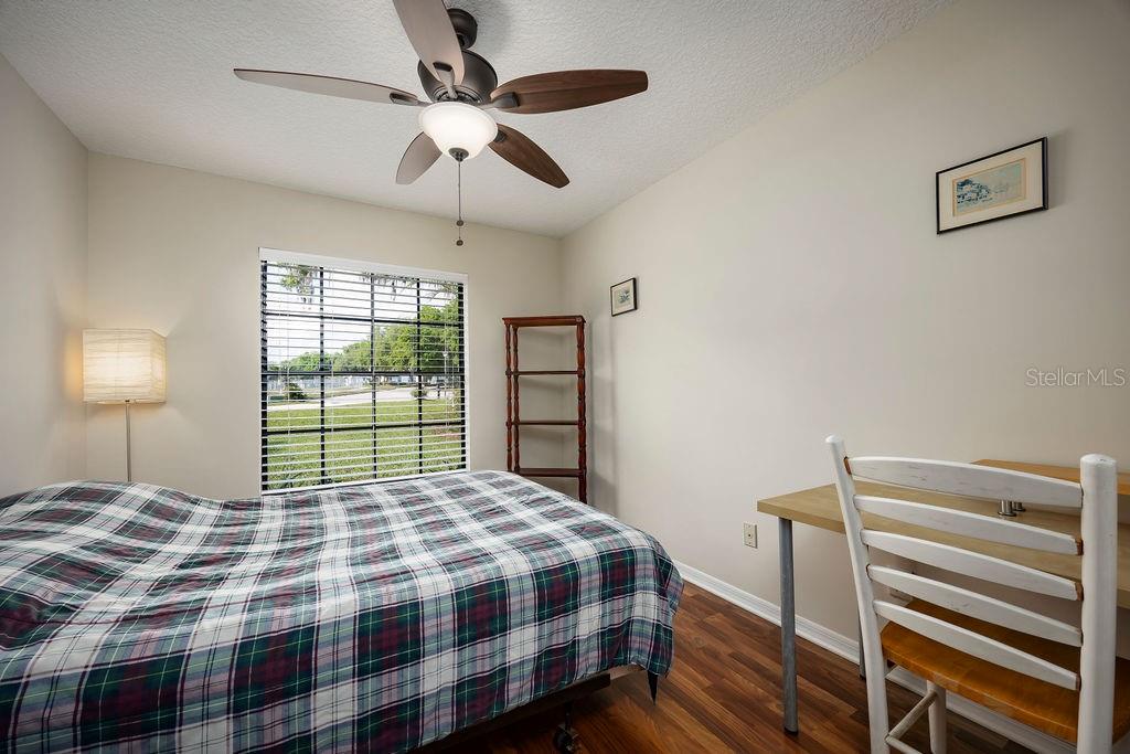 LAKE ROSE POINTE - Residential