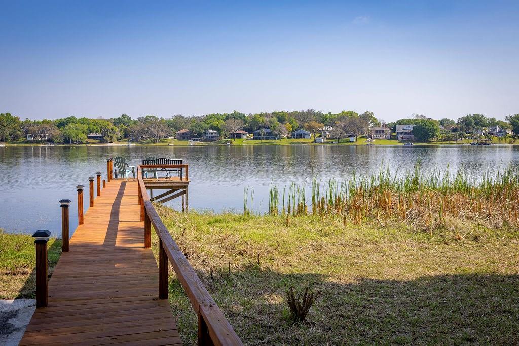 LAKE ROSE POINTE - Residential