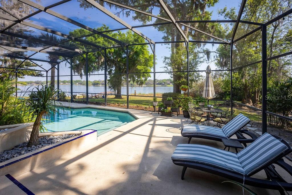 LAKE ROSE POINTE - Residential