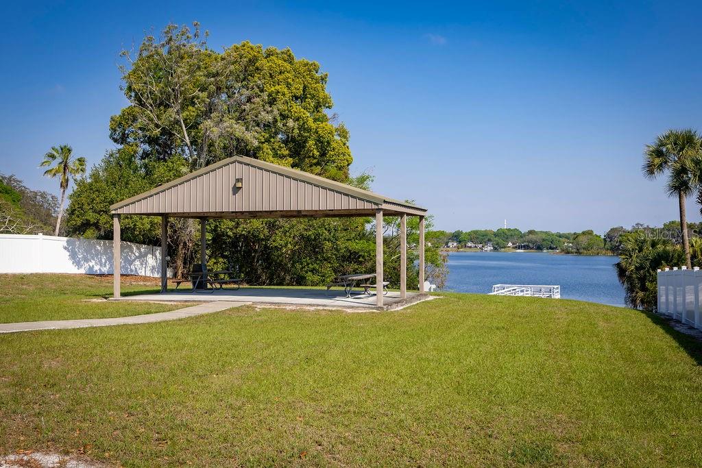 LAKE ROSE POINTE - Residential
