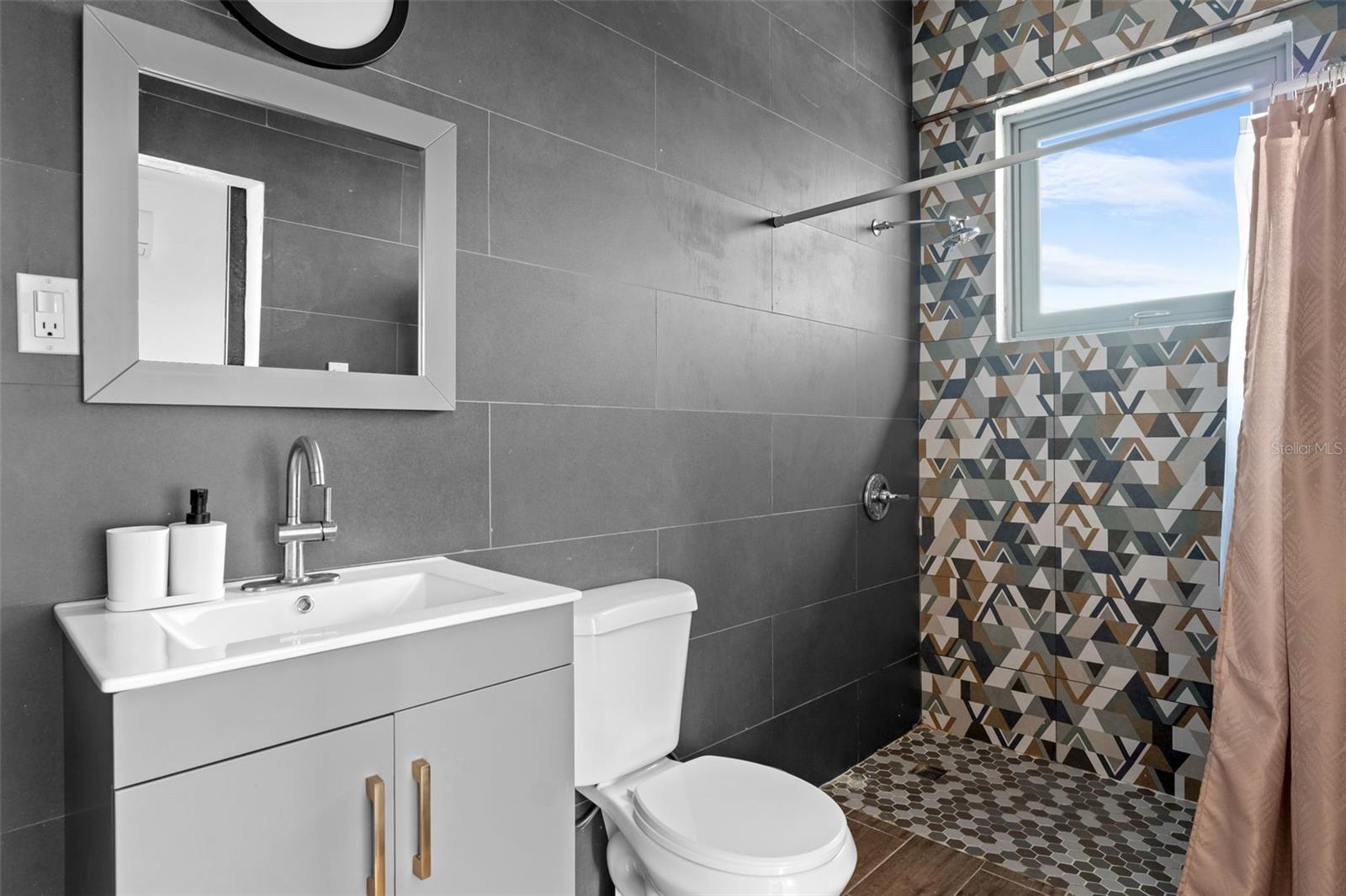 261 DUFFAUNT ST - Residential