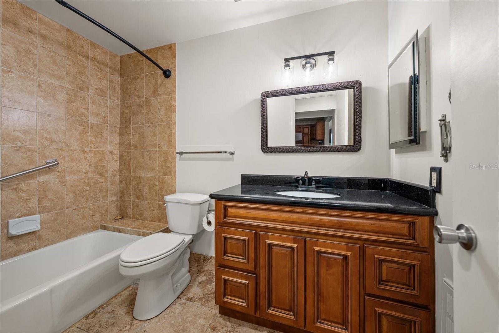 HARBOUR CLUB CONDO 3 - Residential