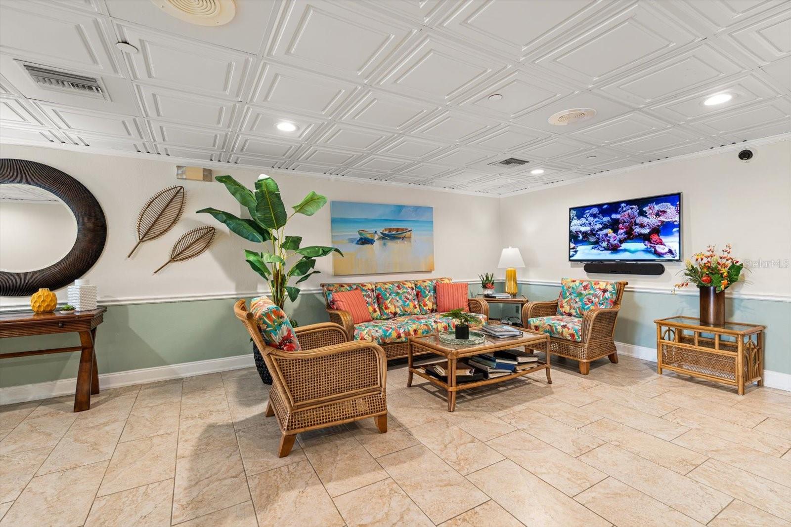 HARBOUR CLUB CONDO 3 - Residential