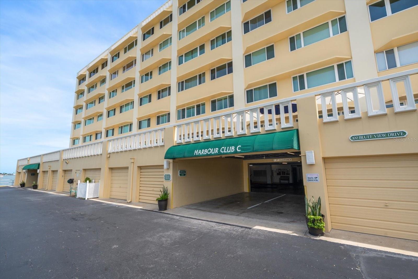 HARBOUR CLUB CONDO 3 - Residential