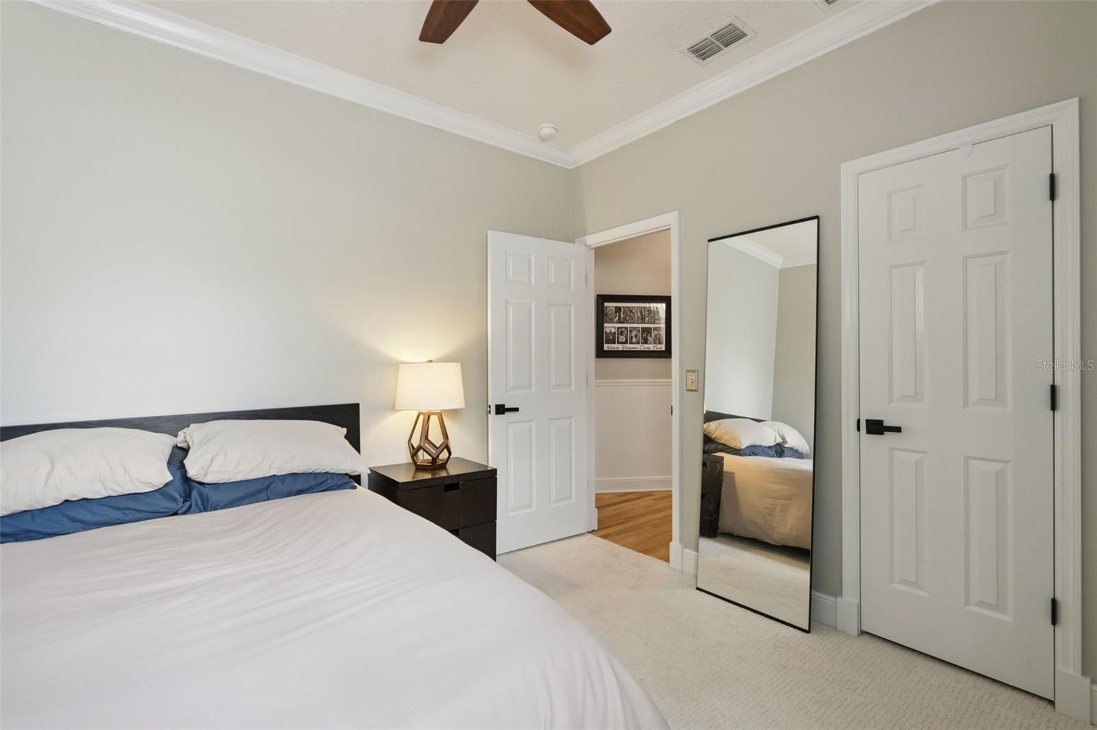 CELEBRATION LAKE EVALYN - Residential