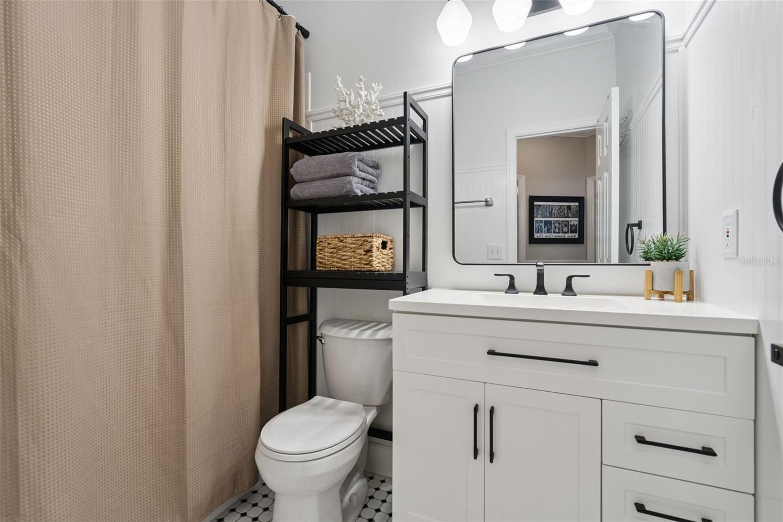 CELEBRATION LAKE EVALYN - Residential