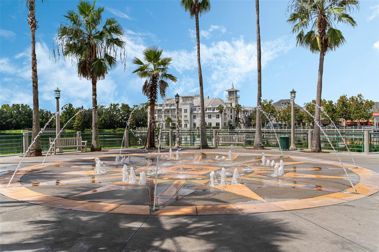 CELEBRATION LAKE EVALYN - Residential