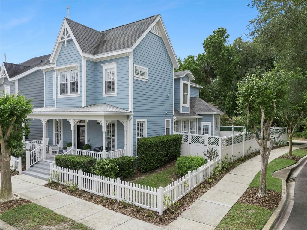 Photo of 841 Lake Evalyn Drive, Kissimmee, FL 34747 (MLS # O6400051)