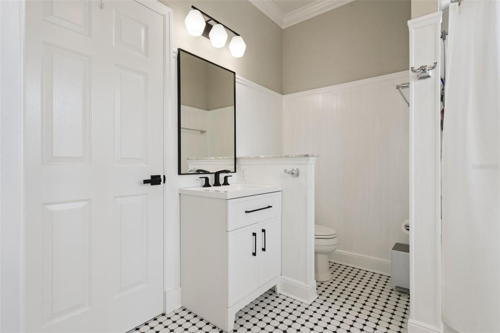 CELEBRATION LAKE EVALYN - Residential