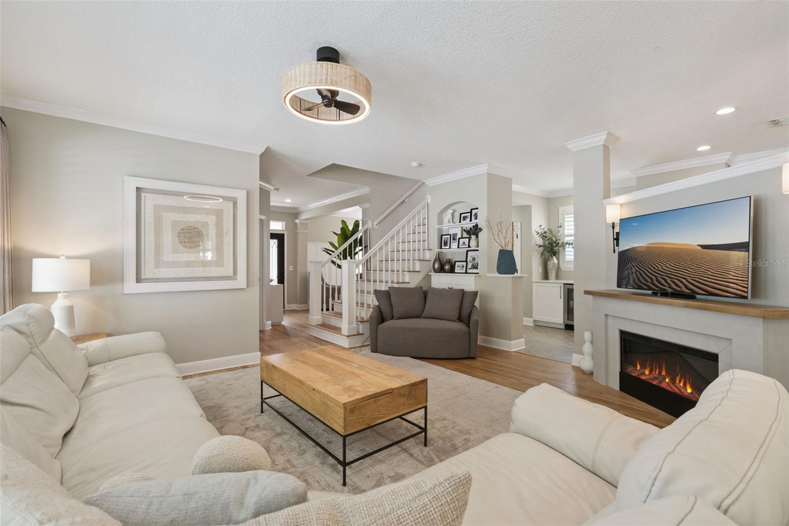 CELEBRATION LAKE EVALYN - Residential