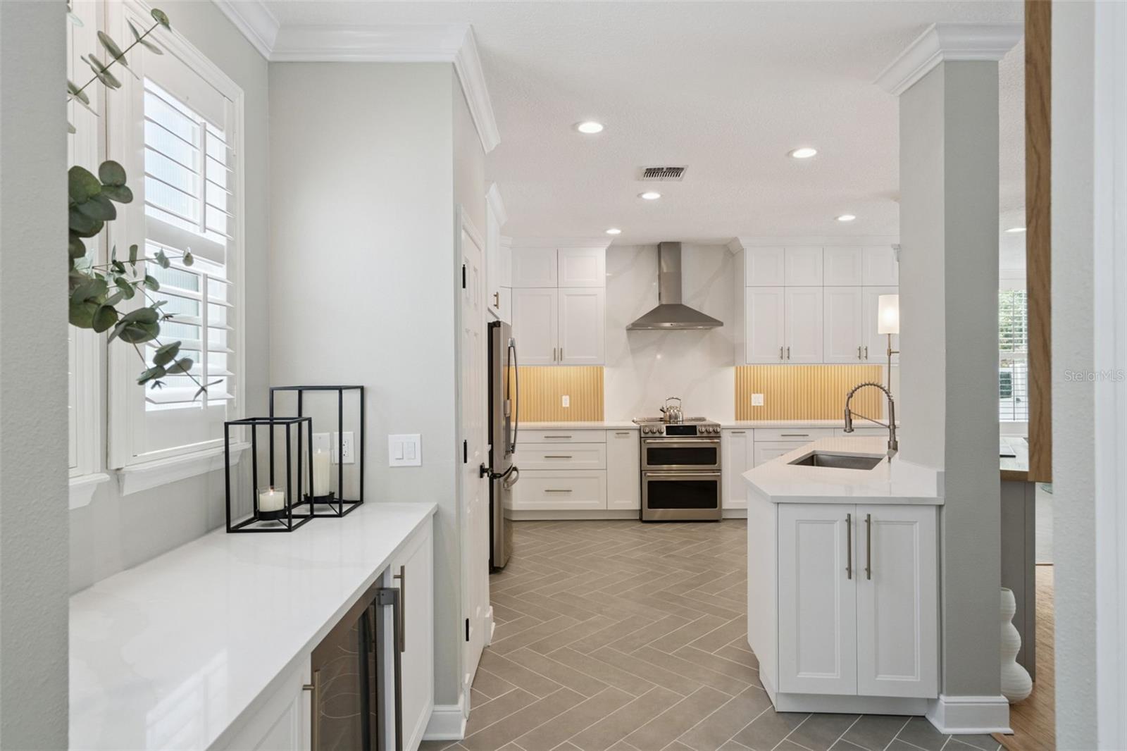 CELEBRATION LAKE EVALYN - Residential