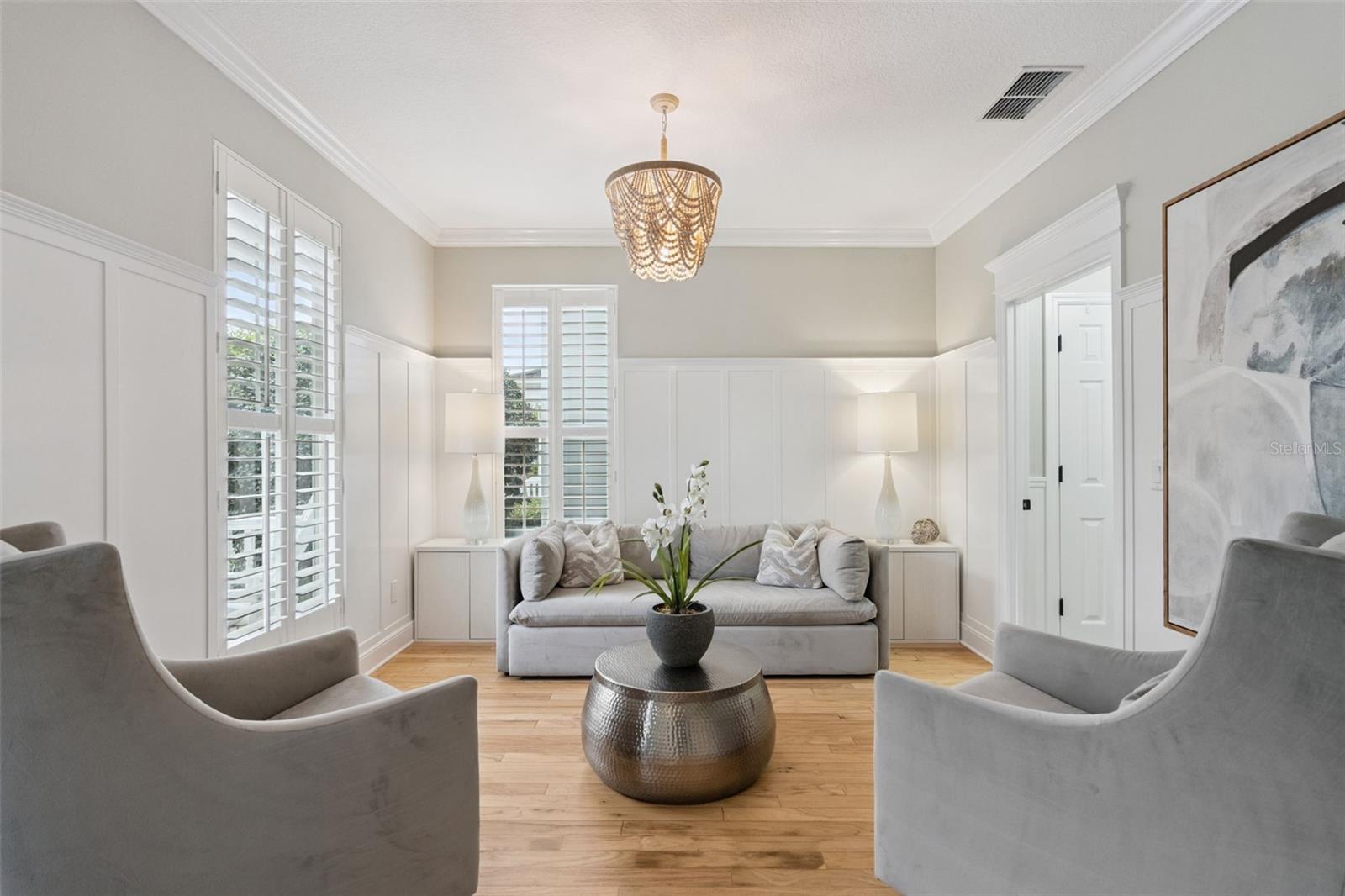 841 LAKE EVALYN DRIVE