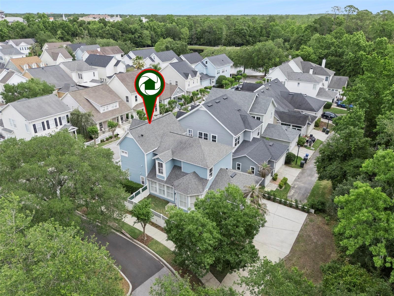 CELEBRATION LAKE EVALYN - Residential