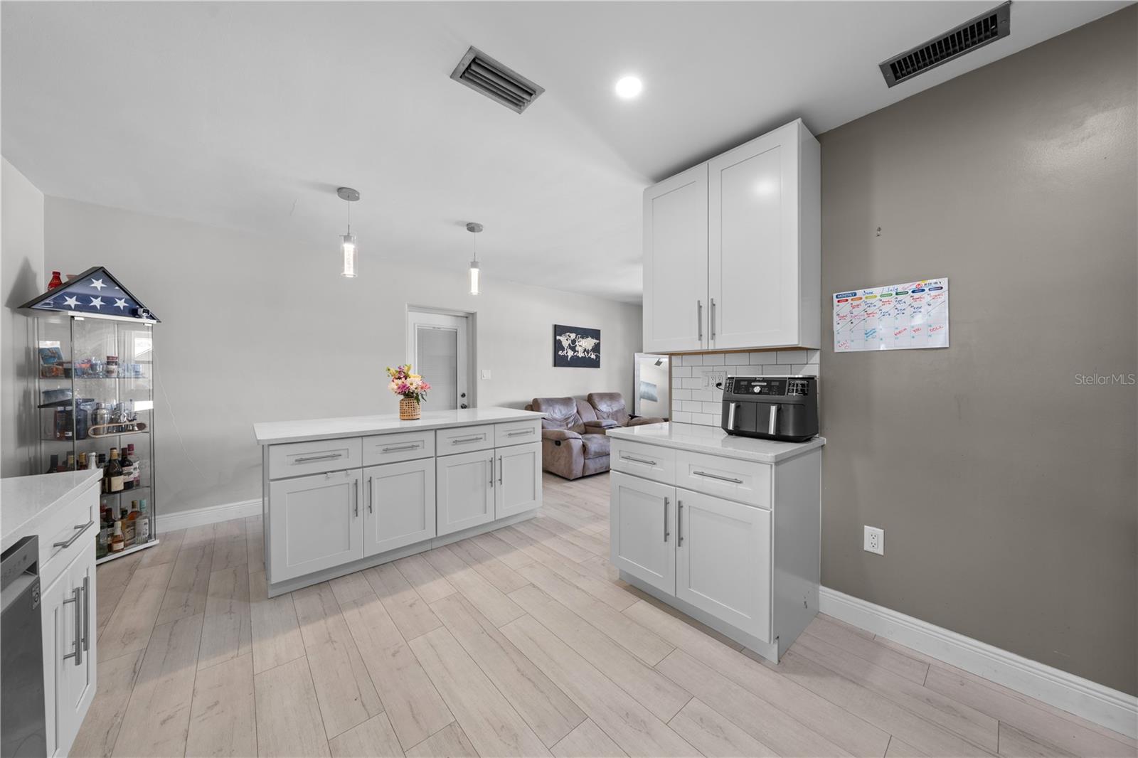 BRUCES SUNSHINE HOMES - Residential