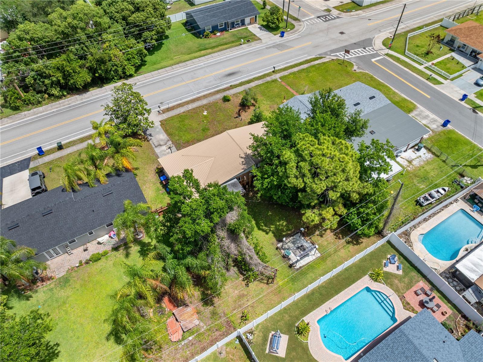 BRUCES SUNSHINE HOMES - Residential
