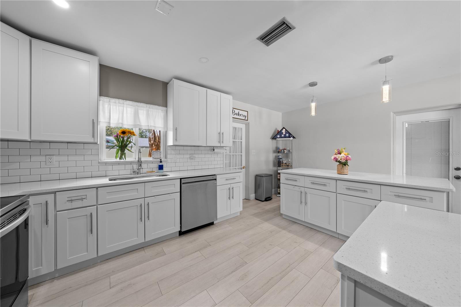 BRUCES SUNSHINE HOMES - Residential