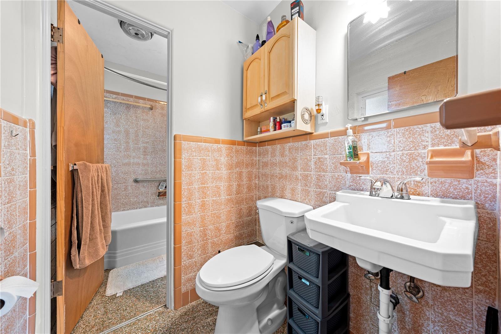 BRUCES SUNSHINE HOMES - Residential