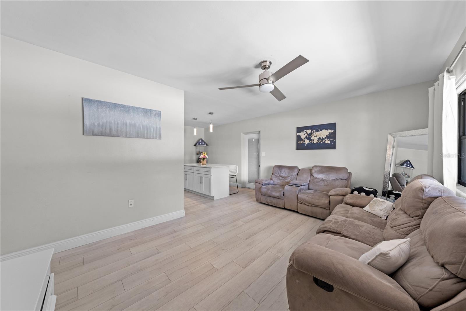 1712 PATRICK STREET