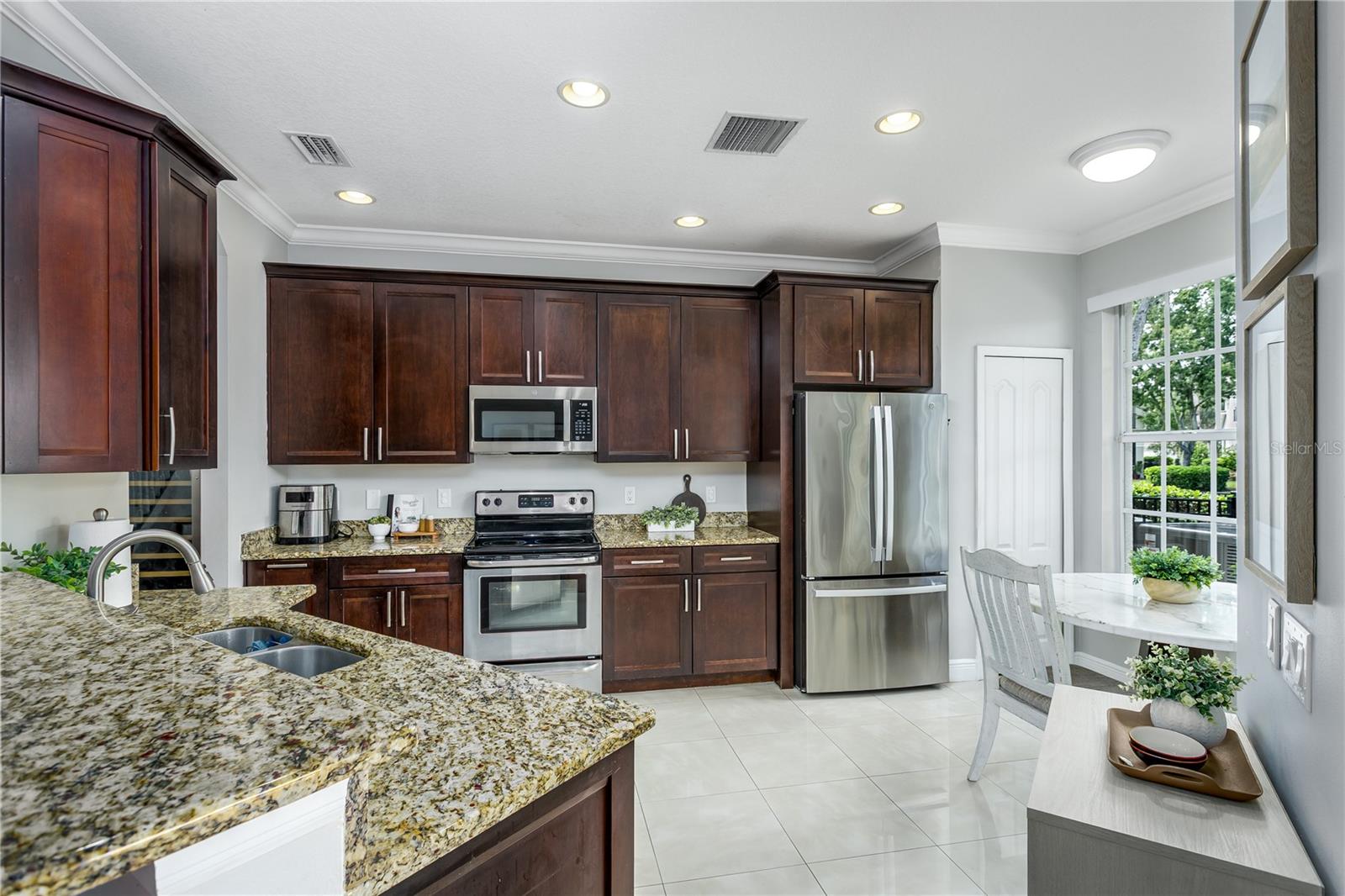 PROVENCE TWNHMS AT WATERCH - Residential