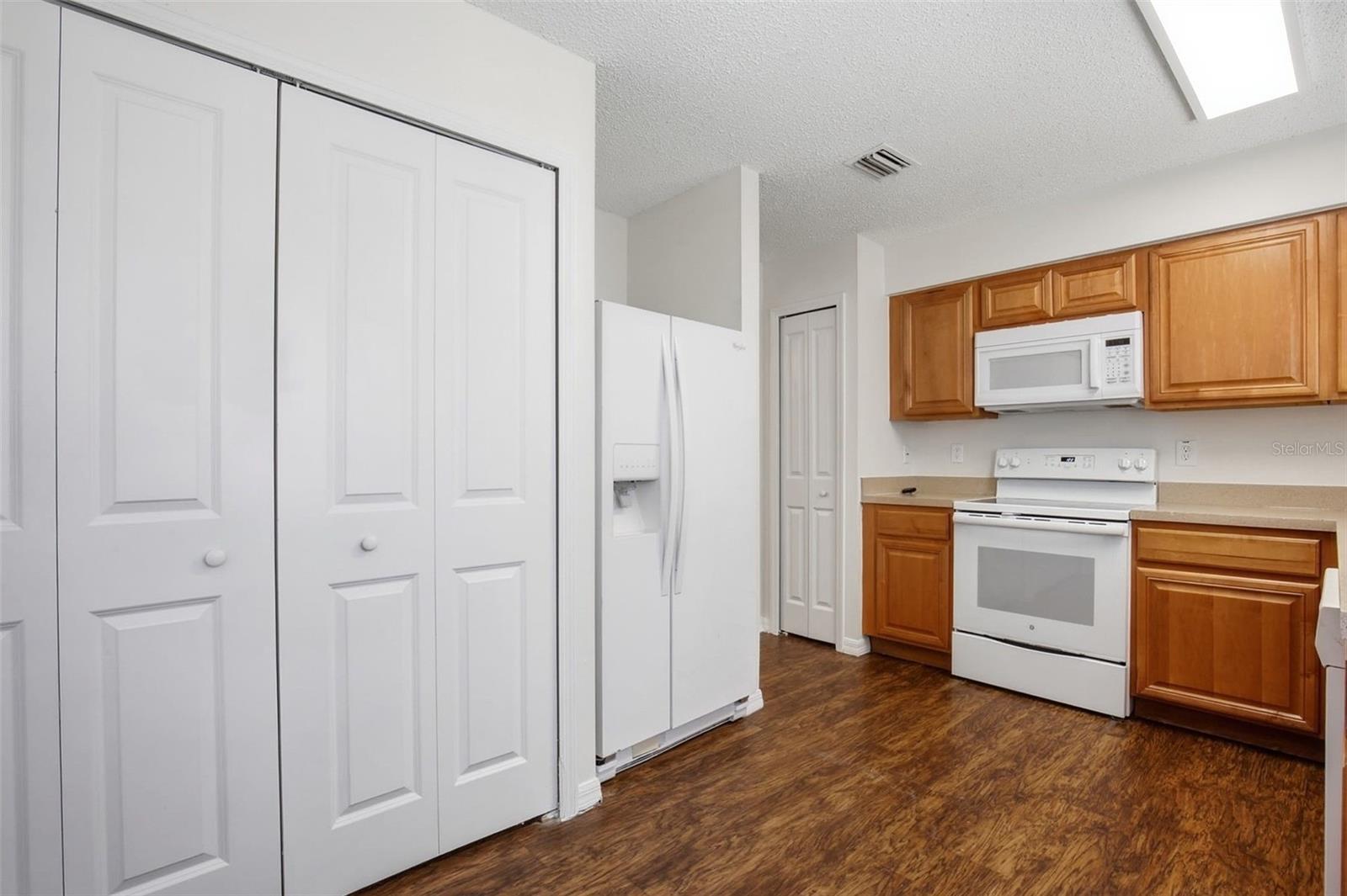 COUNTRY HILLS EAST UNIT NINE - Residential