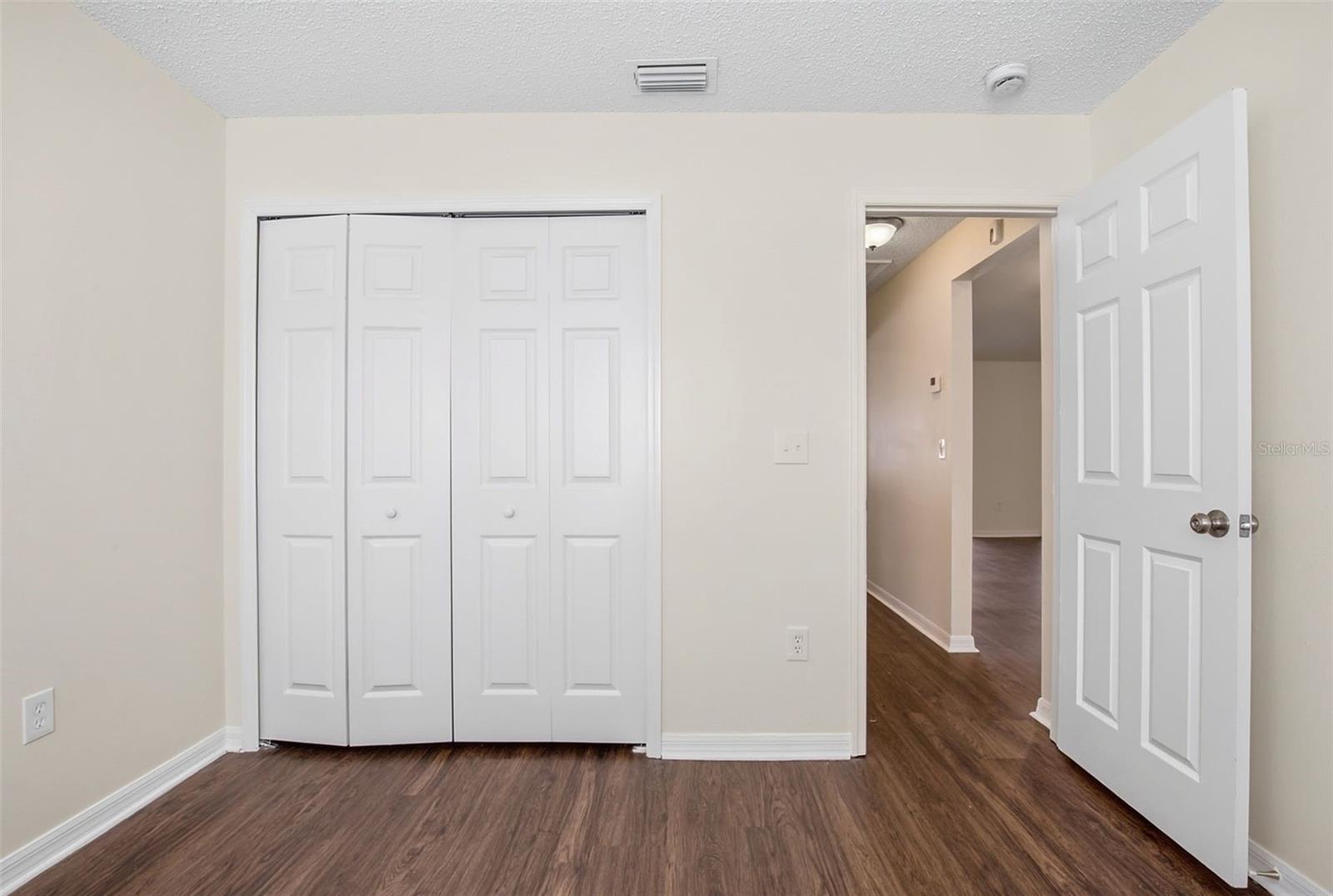 COUNTRY HILLS EAST UNIT NINE - Residential