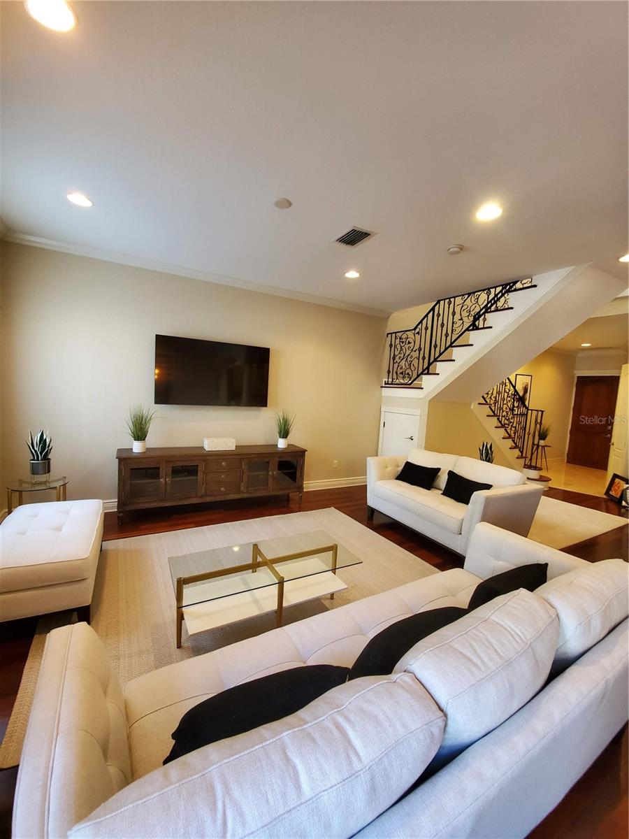 ASBURY PARK VILLAS & TOWNHOU - Residential Lease