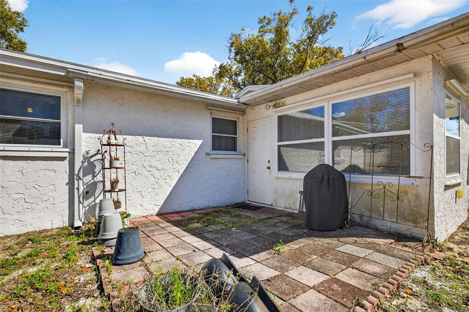 TRENTWOOD MANOR - Residential