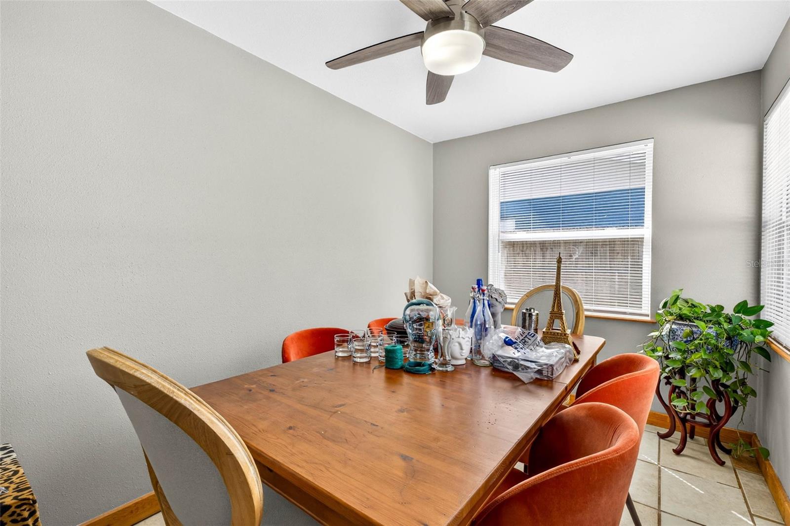 TRENTWOOD MANOR - Residential