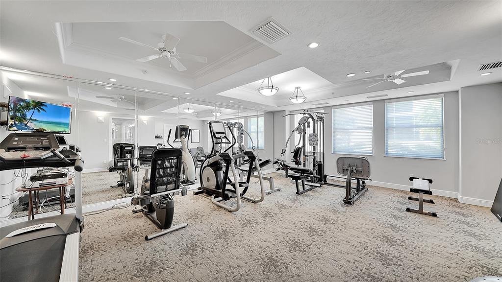 MAJESTIC BAY - Residential