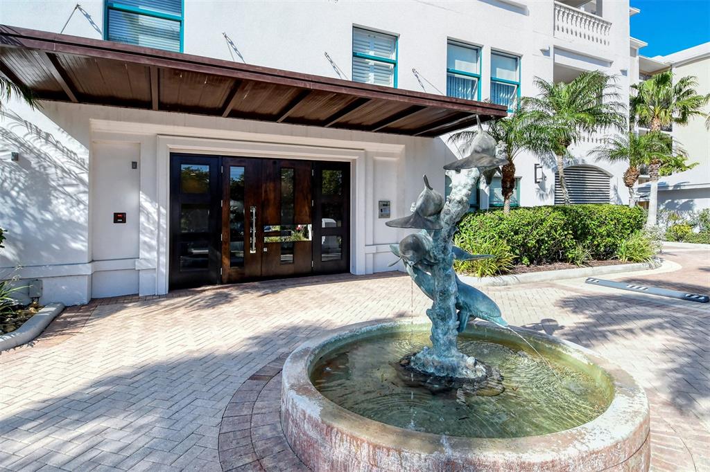 MAJESTIC BAY - Residential