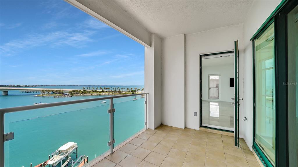 MAJESTIC BAY - Residential