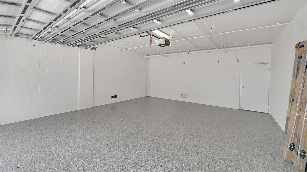 MAJESTIC BAY - Residential