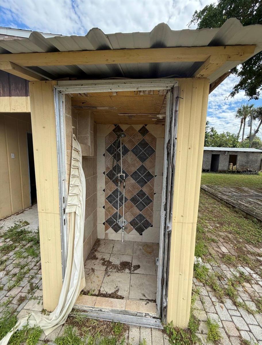 IMPERIAL GATES - Residential