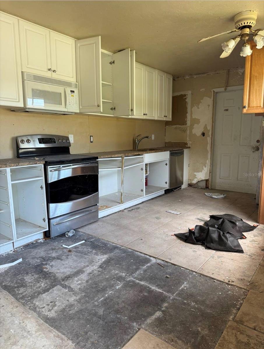 IMPERIAL GATES - Residential