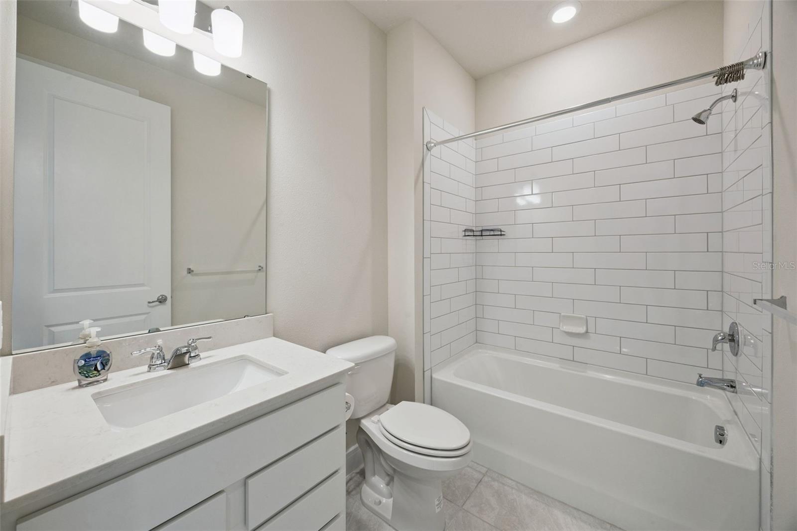 AMELIA GROVES PH 1 - Residential