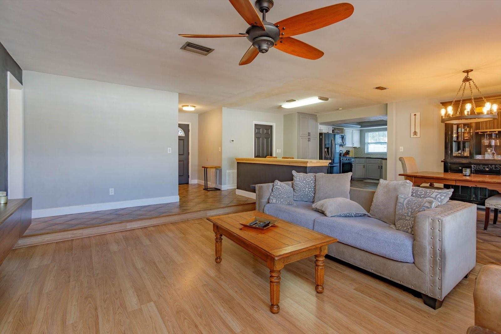 1354 TIERRA CIRCLE